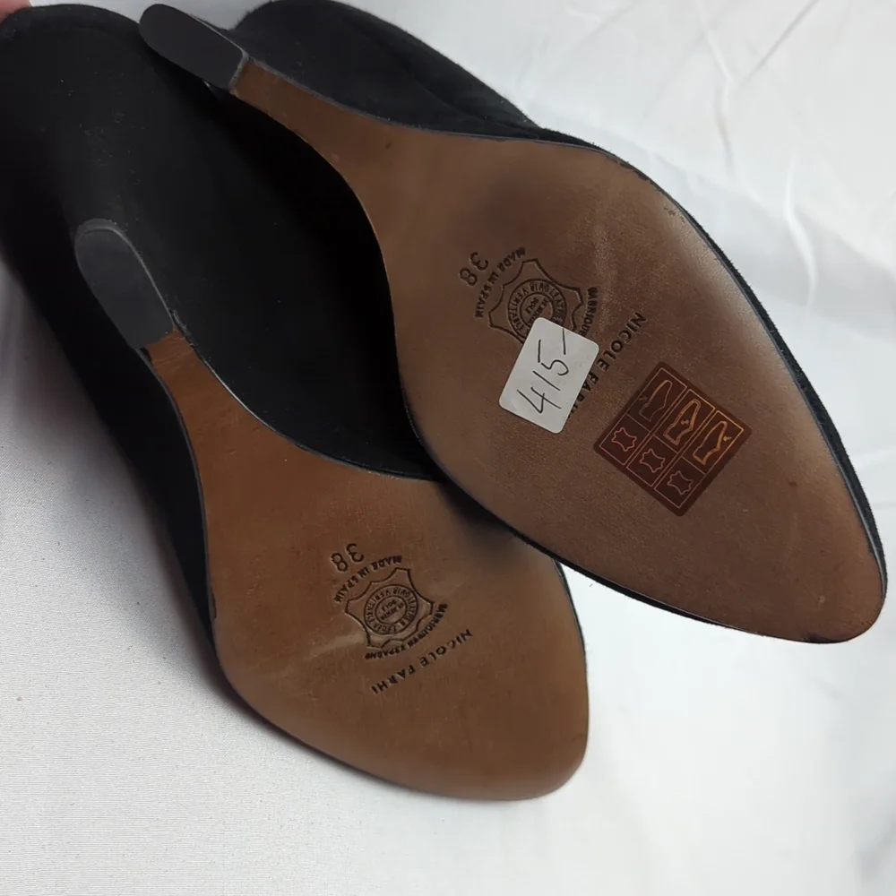 🆕🌿NICOLE FARHI SUEDE WEDGE SHOES🌿